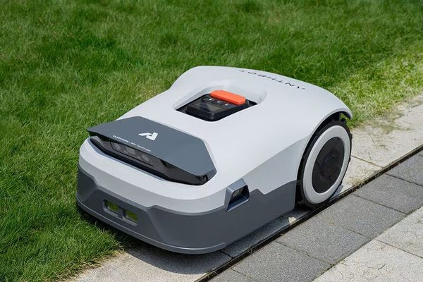 Robotická sekačka ANTHBOT Genie