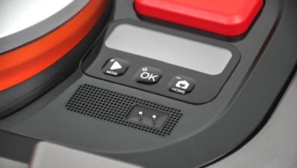 Navimow H3000E - displej a ovládací panel