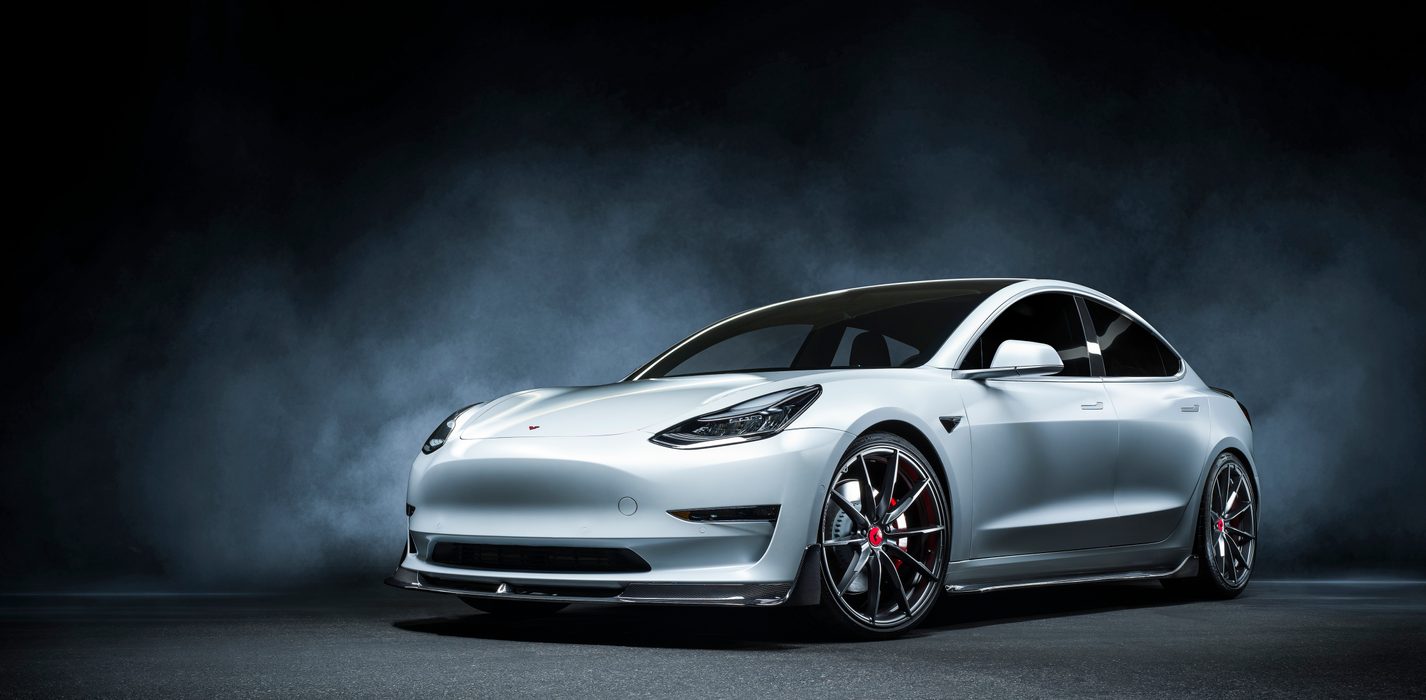 Půjčovna aut Tesla