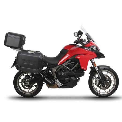 KOMPLETNÁ SADA ČIERNYCH HLINÍKOVÝCH KUFROV SHAD TERRA BLACK, 37 LITROV VRCHNÝ KUFOR, 36/36 LITROV BOČNÉ KUFRE, VRÁTANE MONTÁŽNEJ SADY A PLATNI SHAD DUCATI MULTISTRADA 950 / 1200 / 1260