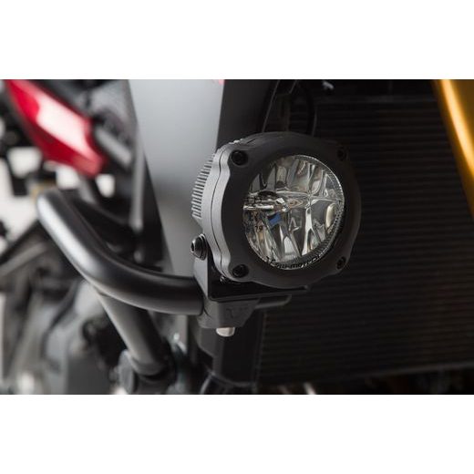 SW MOTECH BMW - R NINET RACER - OBJÍMKY NA PADACÍ RÁMY PRŮMĚRŮ: 22MM,24MM,26MM,28MM PRO PŘÍDAVNÁ SVĚTLA