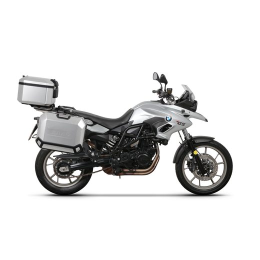 KOMPLETNÁ SADA HLINÍKOVÝCH KUFROV SHAD TERRA, 55L VRCHNÝ KUFOR + 36L / 47L BOČNÉ KUFRE, VRÁTANE MONTÁŽNEJ SADY A DOSKY SHAD BMW F 650 GS / F 700 GS/ F 800 GS (2008 - 2018)