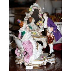 Dáma se zrcadlem a dvořící se pán 18 cm, Porcelánové figurky Unterweissbacher