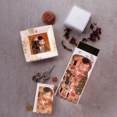 Sada dárková Polibek (miska, klíčenka, dóza), G. Klimt, porcelán, kov, Goebel