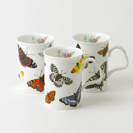 Zahrada motýlů: Hrnek Lancaster 320 ml, anglický kostní porcelán Roy Kirkham