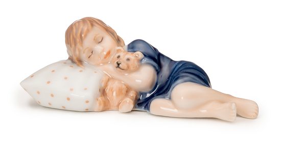 S méďou spinkající dívka 13 x 4,5 cm, porcelánové figurky Royal Copenhagen