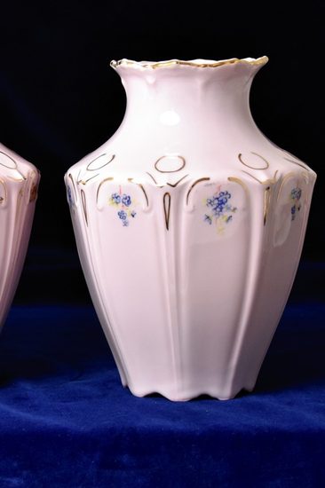 Váza baňatá 19,5 cm, Lenka 247p, Růžový porcelán z Chodova