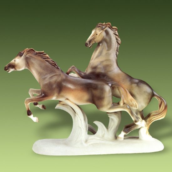 Běžící koně 37,5 x 15 x 31 cm, pastel, Porcelánové figurky Duchcov