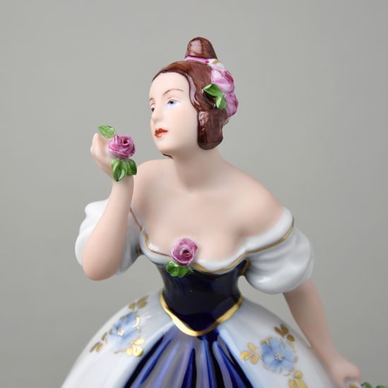 Dívka s kloboukem a růžemi 12 x 14 x 19 cm, Porcelánové figurky Duchcov