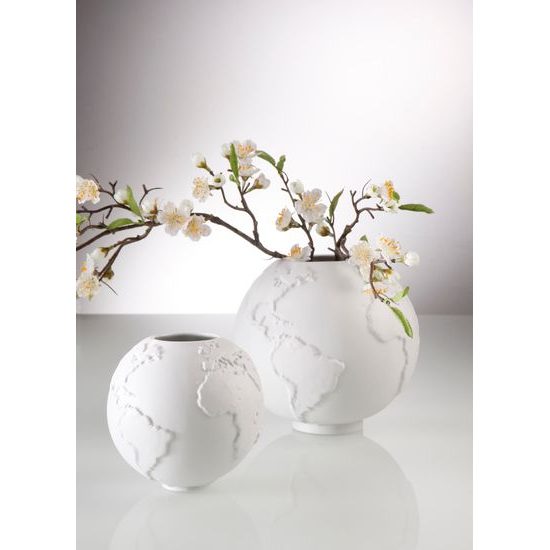 Vázička Globe 12,5 cm, biskvitový porcelán, Kaiser