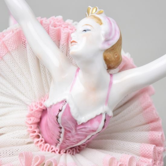 Balerína s krajkou 23 x 16 x 15 cm, Kurt Steiner, Porcelánové figurky Unterweissbacher