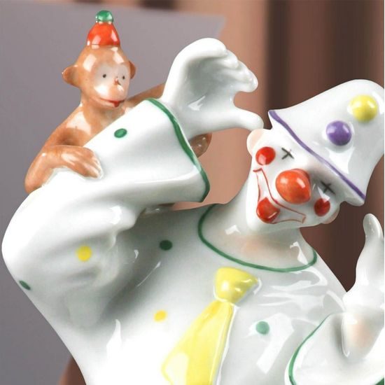 Klaun s opičkou, Kati Zorn, 11 x 9 x 22,5 cm, Porcelánové figurky Aelteste Volkstedter