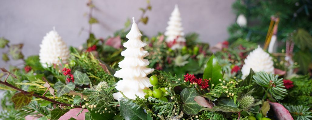 Tipy na DIY vánoční věnce a adventní svícny + návod na výrobu svíček