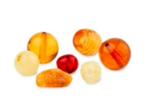 Amber beads and chips