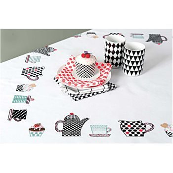 Kit for embroidering a table-cloth with a coffee design
