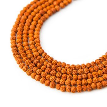 Korálik zo semienka Rudraksha farbená 3mm