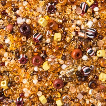 PRECIOSA mix of seed beads brown