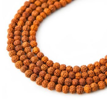 Korálik zo semienka Rudraksha farbená 5mm