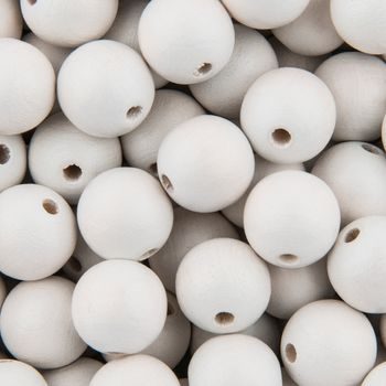 Wooden beads round 4mm natural