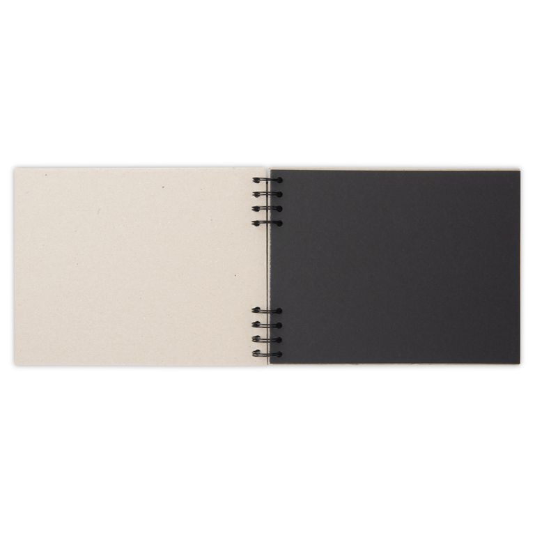 Scrapbookový krúžkový album 24 listov A5 v prírodnej farbe s čiernym papierom 300g/m²