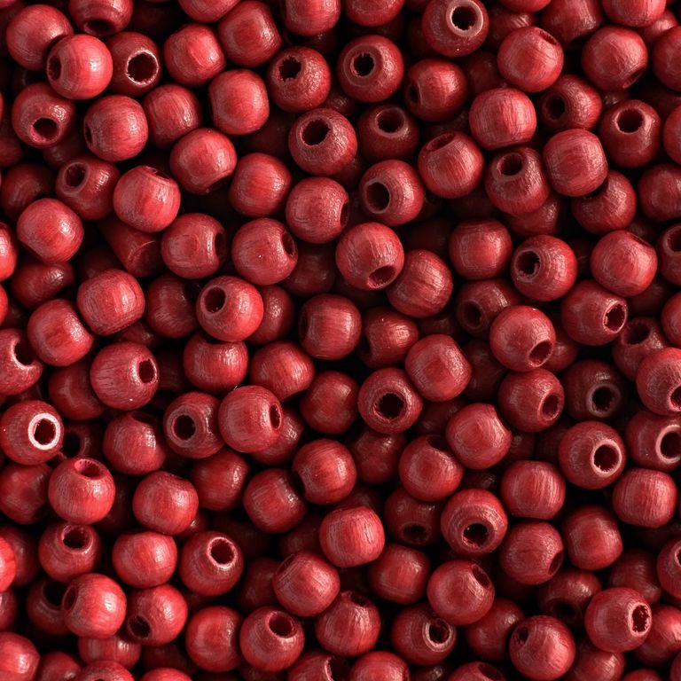 Dřevěné korálky kulička 4mm tmavě červená