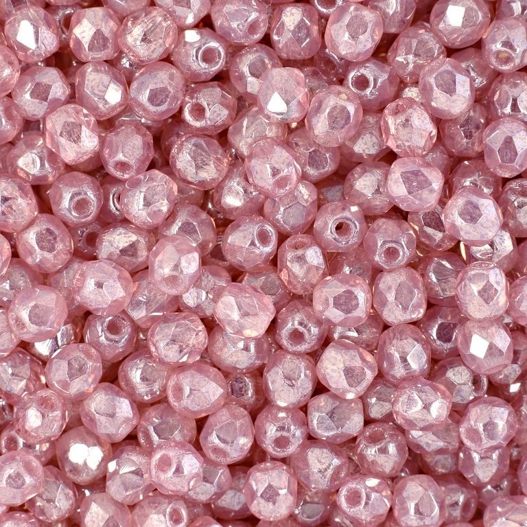 Manumi české broušené korálky 4mm Luster Milky Pink