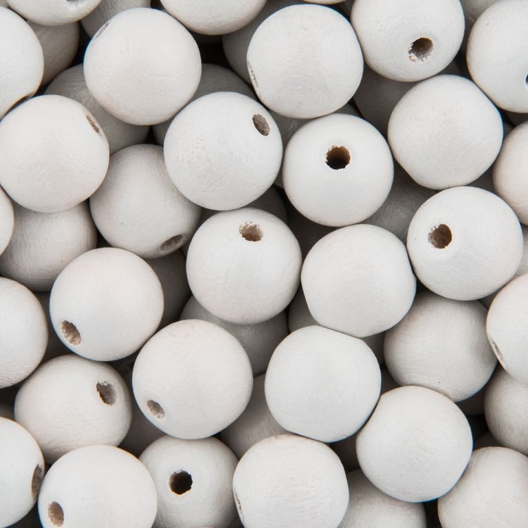 Drevené koráliky guľôčka 10mm biela