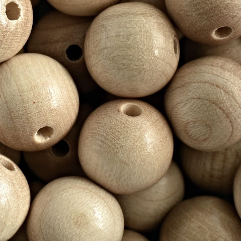 Dřevěné korálky kulička 18mm přírodní