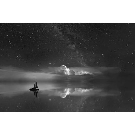 Obraz loďka pod ruškom tmy v čiernobielom prevedení