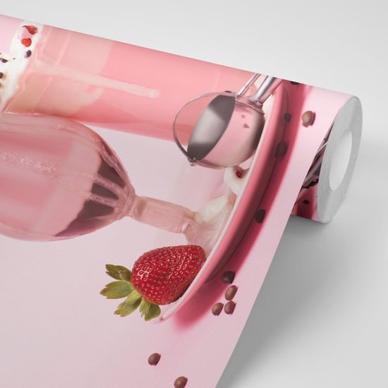 Samolepiaca fototapeta ružový milkshake s jahodami