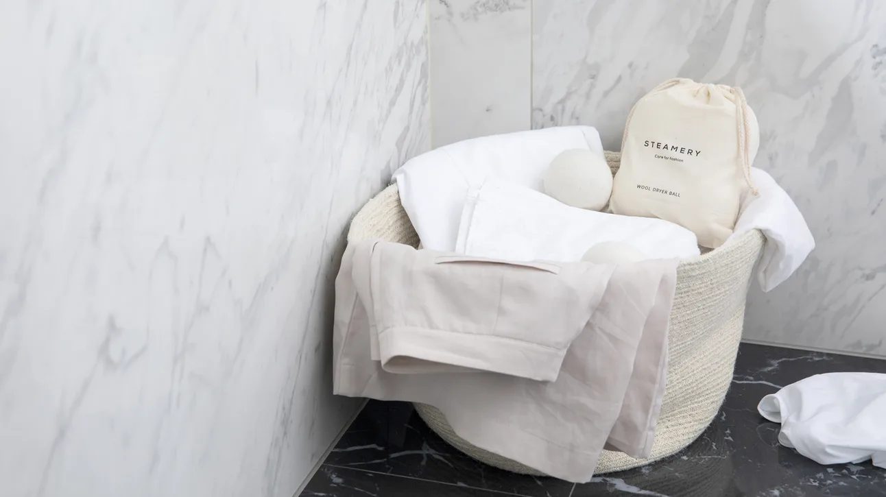 Comment laver et entretenir les vêtements pour qu'ils durent longtemps?