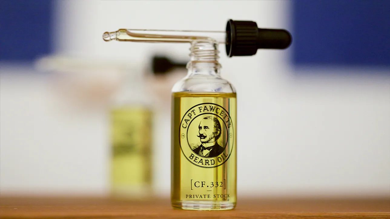 Comment choisir une huile à barbe
