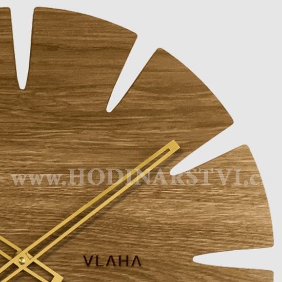 Dubové hodiny VLAHA VCT1030 vyrobené v Čechách se zlatými ručičkami