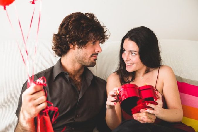 Nejlepší dárky k Valentýnu pro ženy: Rozmazlete svou milou