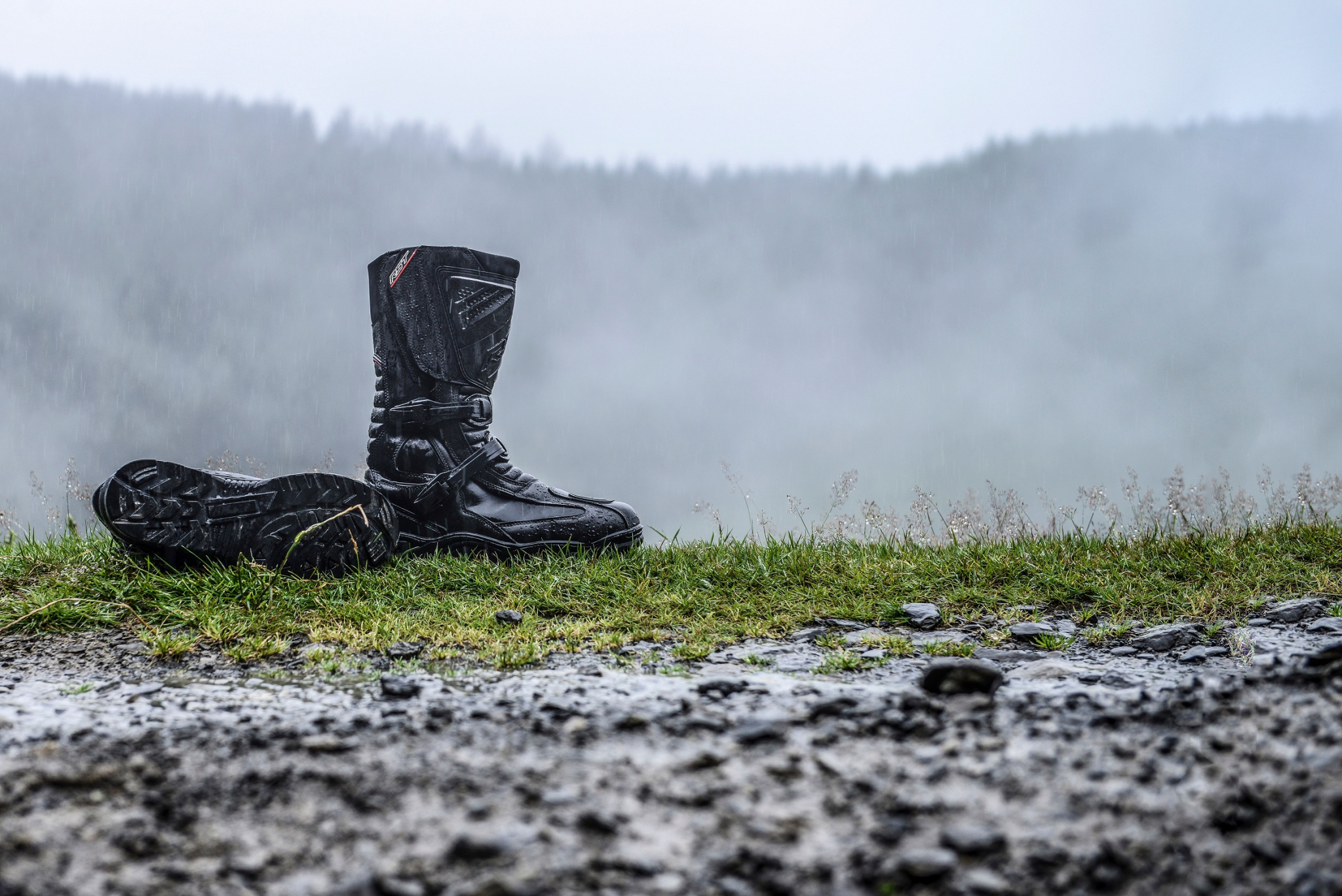 Cestovní boty na motorku
