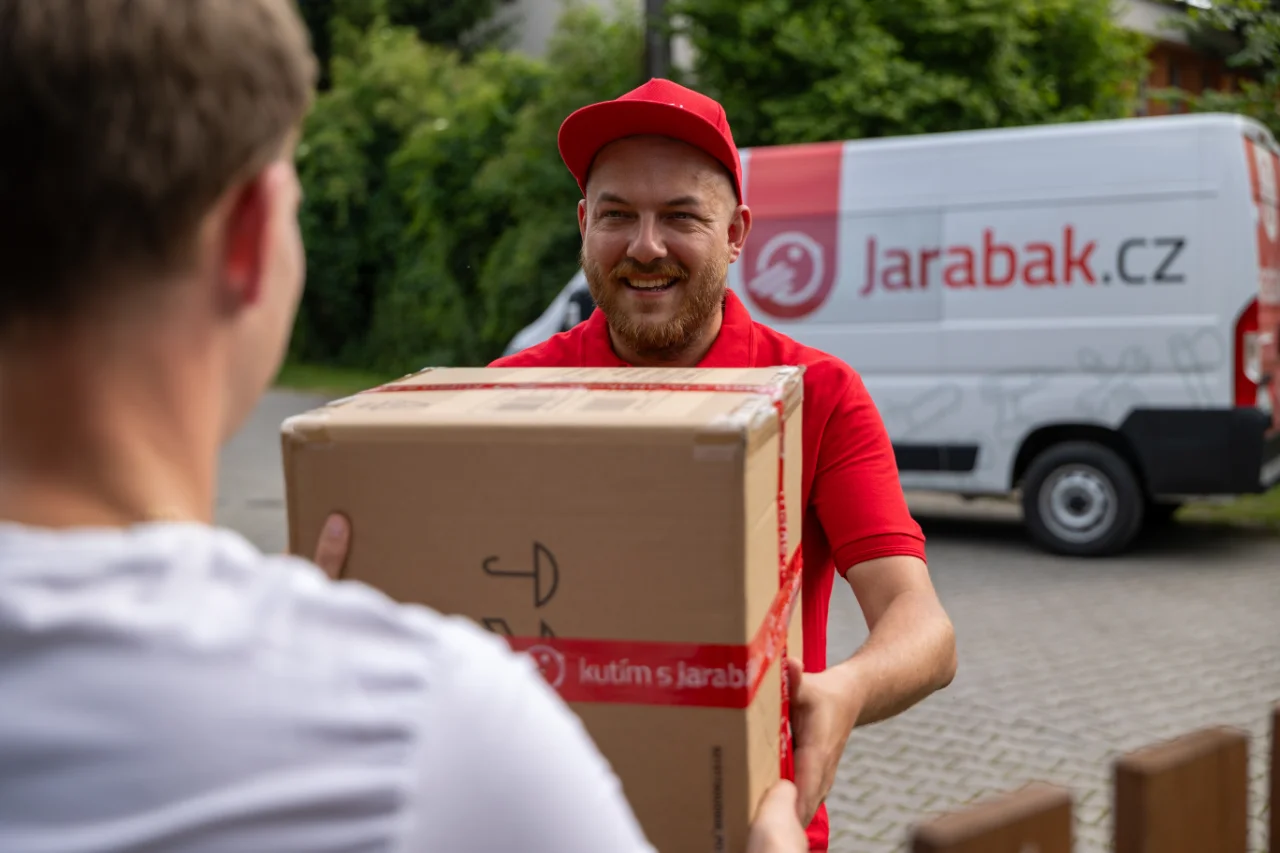 Předání objednávky zákazníkovi – doprava od Jarabáka