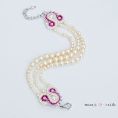  MartinaKrizova_Jeannine-naramek