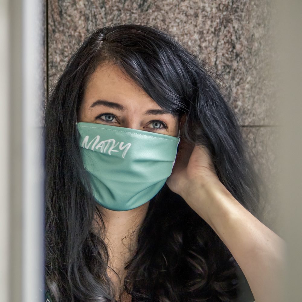 Textilní rouška s logem filmu MATKY