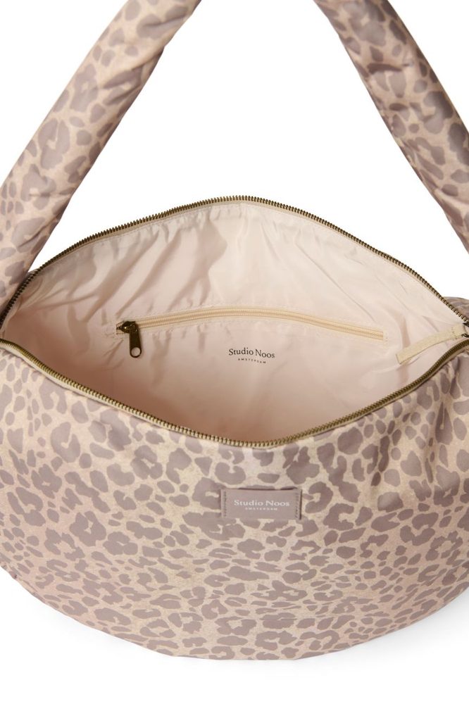 Studio Noos Puffy Cross Body bag Cream Leopard (obrázek 6)