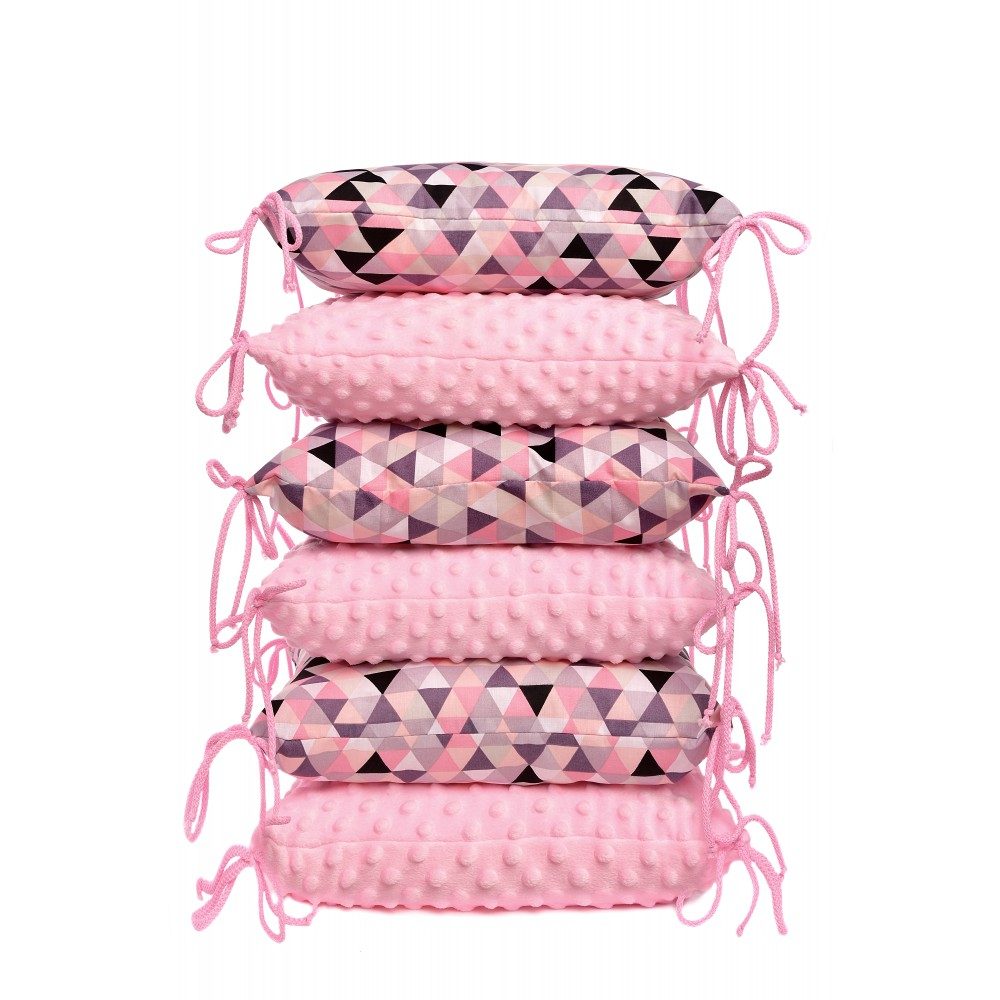 T-Tomi Polštářkový mantinel MINKY - pink triangles