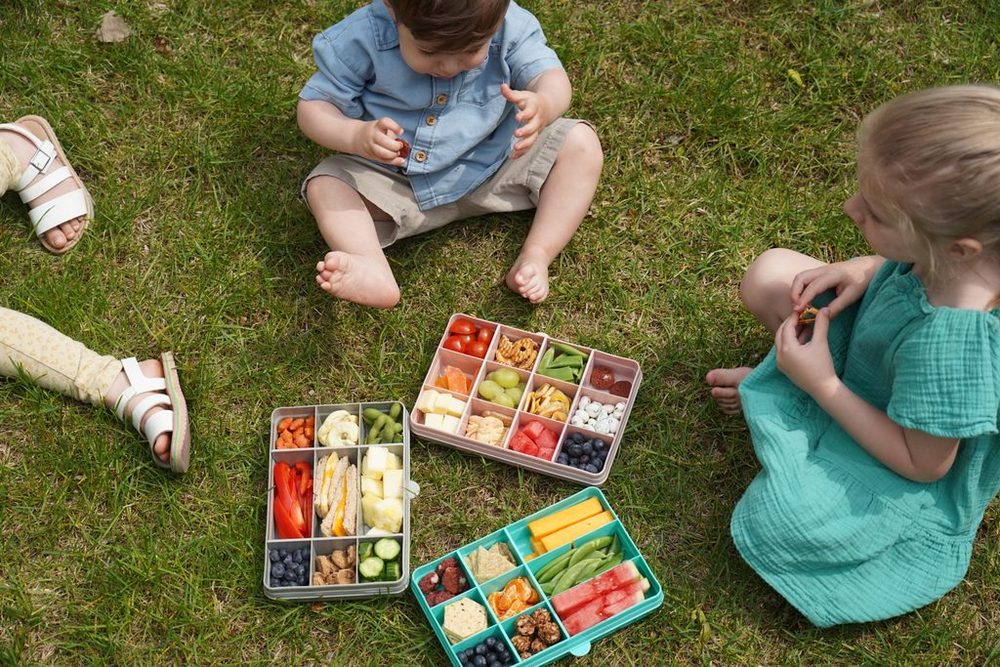 Melii Snackle Box krabička na svačinu 1368 ml - modrozelená (obrázek 14)