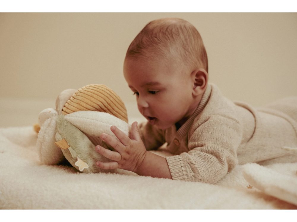 Little Dutch Míček textilní Newborn Naturals (obrázek 4)