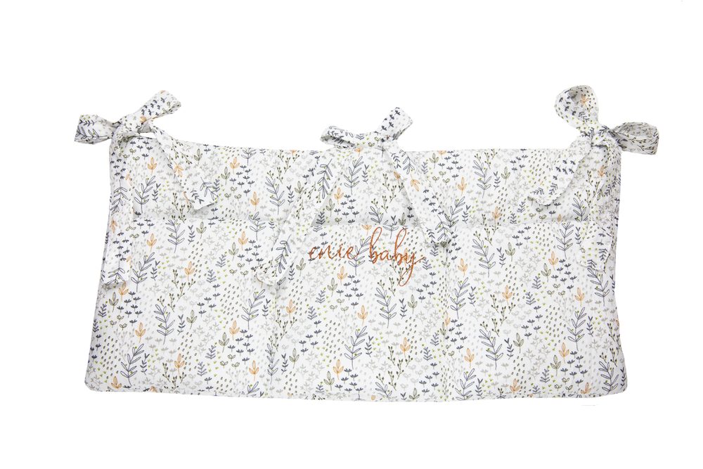 enie baby Mušelínový kapsář bílý s černými lístky