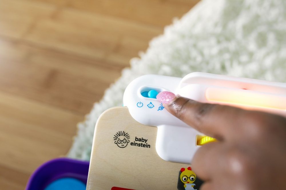 BABY EINSTEIN Pokladna obchodní Magic Touch HAPE 9m+ (obrázek 13)