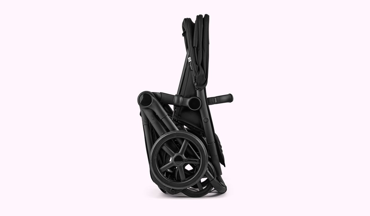 Bugaboo Fox 5 Renew – kompaktní rozměry po složení jednou rukou