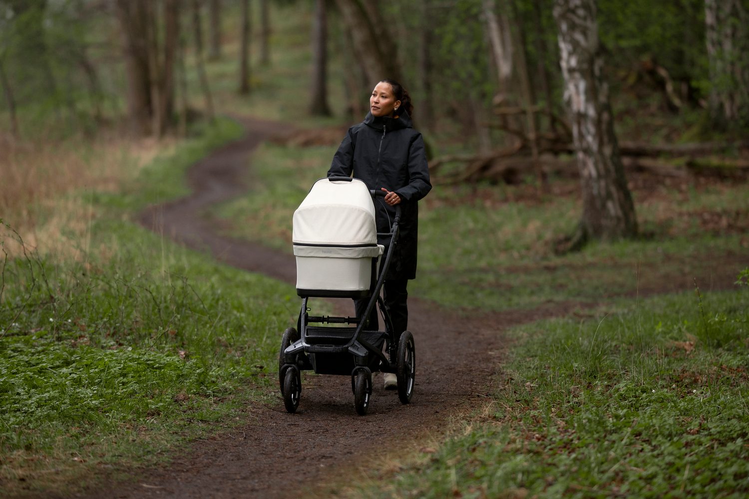 Thule Urban Glide 4-wheel – čtyřkolový terénní kočárek pro novorozence a batolata