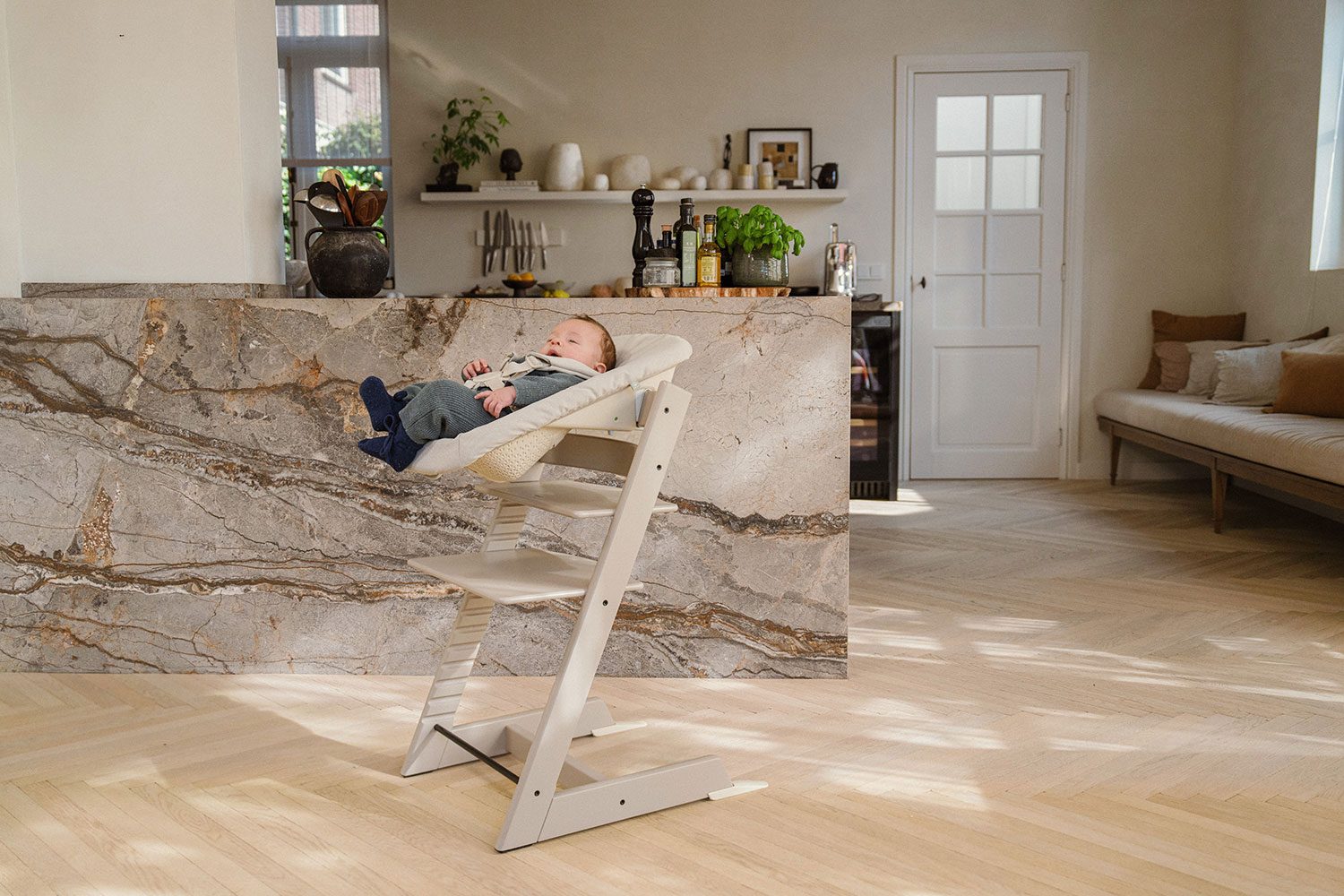 Stokke Tripp Trapp zvýhodněná sada s Newborn Setem a Baby Setem – rostoucí jídelní židlička od narození