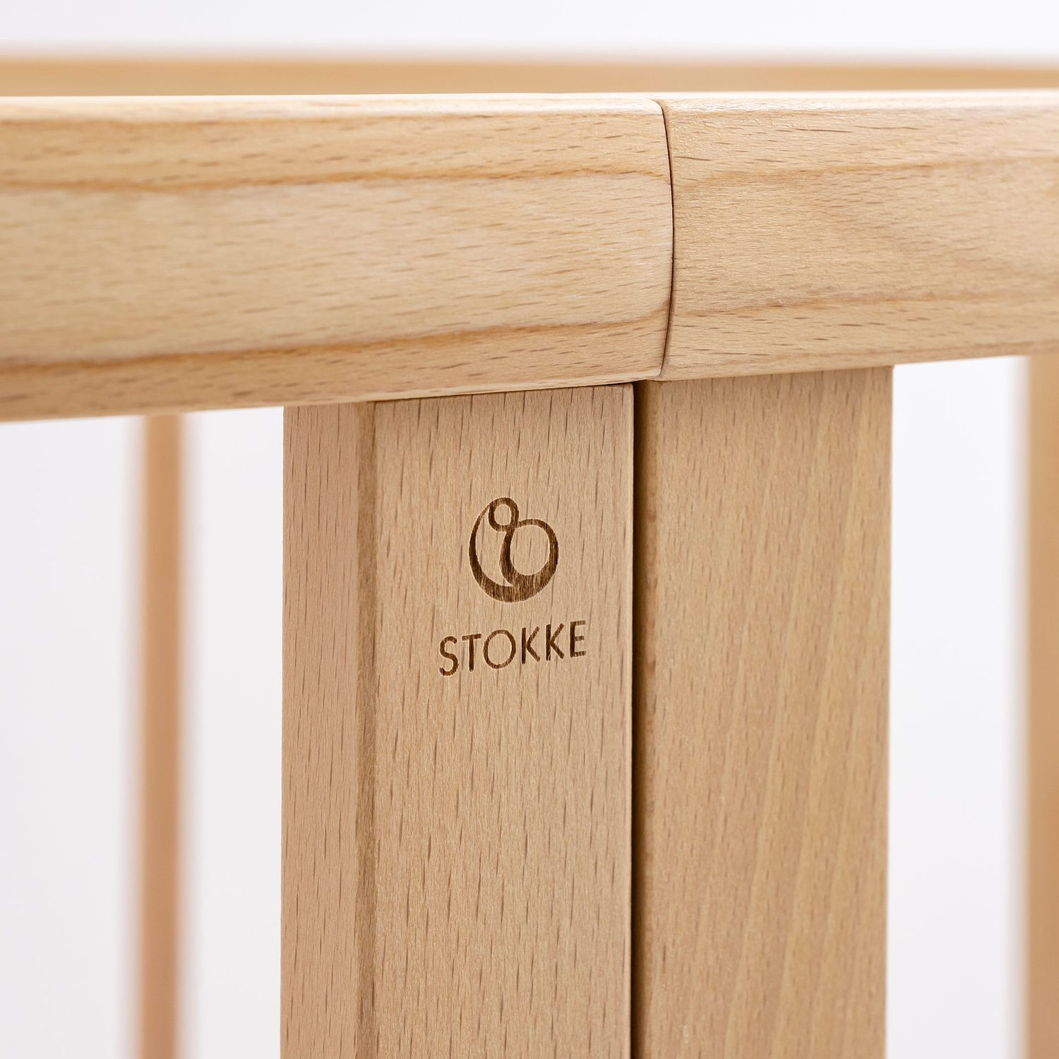 Stokke Sleepi postýlka - FSC certifikované bukové dřevo s netoxickou povrchovou úpravou