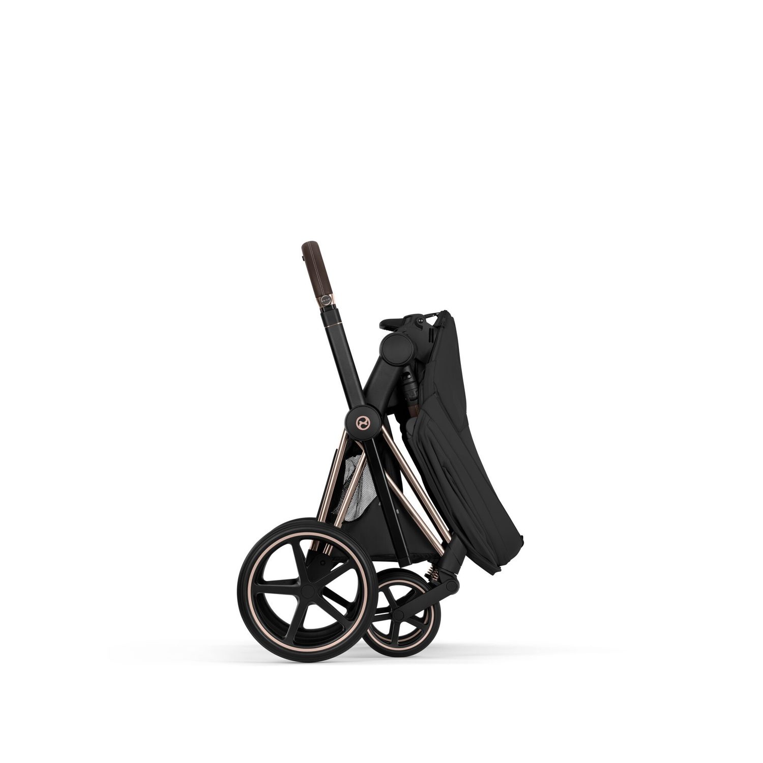 Skládání jednou rukou - Cybex Priam Style složený stojí sám