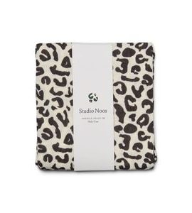 STUDIO NOOS SWADDLE ZAVINOVAČKA PRINT LARGE HOLY COW - ZAVINOVACÍ PLENY / OSUŠKY VELKÉ - PŘEBALOVÁNÍ